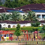 Alexandra Semesteranläggning (resort) 4*