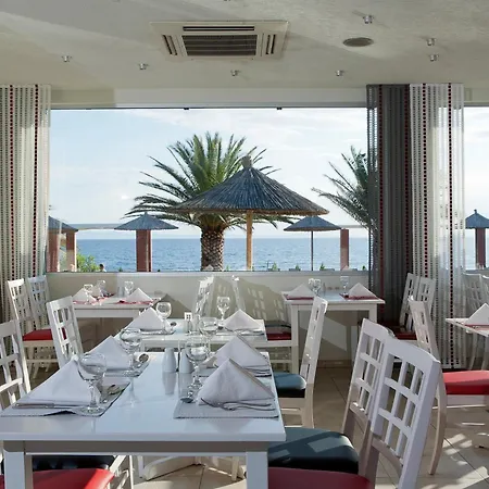 Alexandra Resort Potos