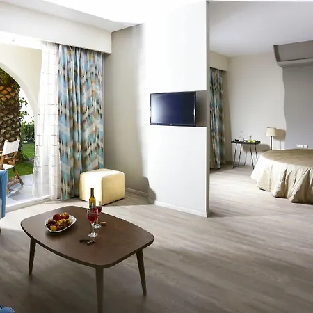 Alexandra 4* Ποτός