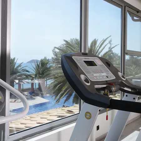 Alexandra Θέρετρο